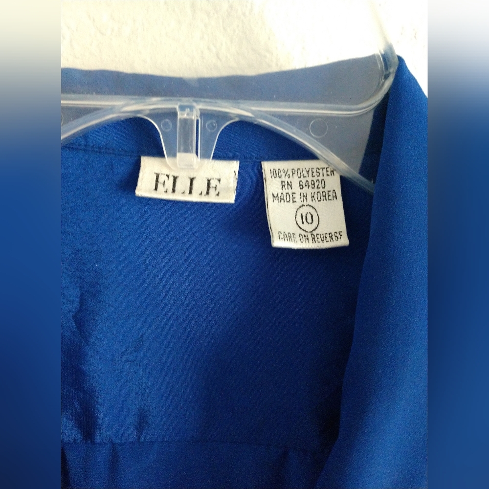 Vintage Elle Blouse Blue Pleated Front V Neck Long Sleeve Size 10 Chest 40" - Picture 2 of 4